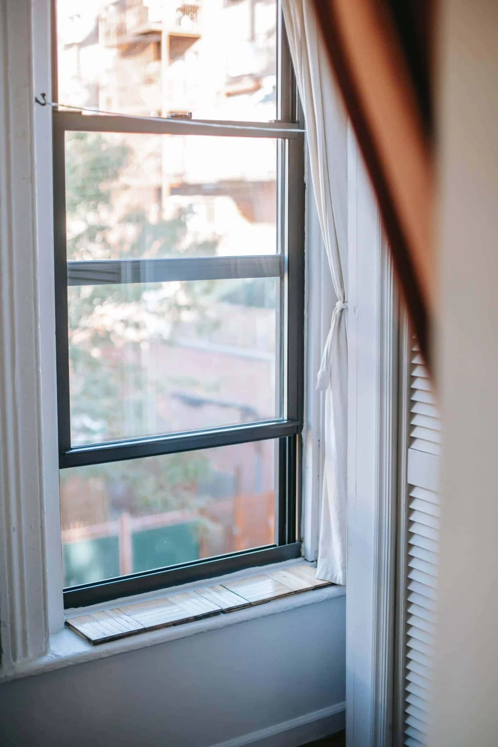 double_hung_windows